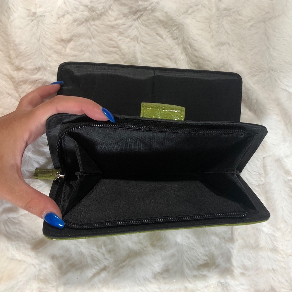 wallet - Picture 4 of 4